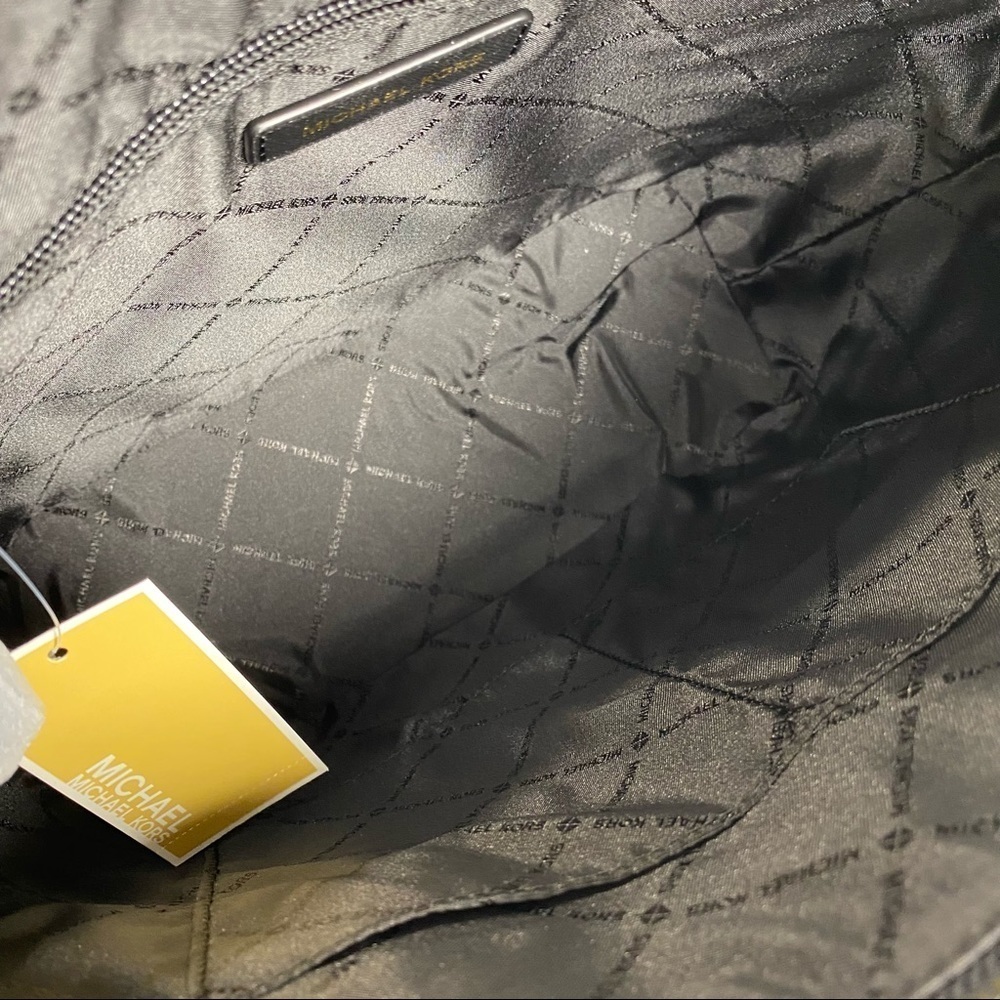 Michael Kors Tote Bag - Picture 12 of 12